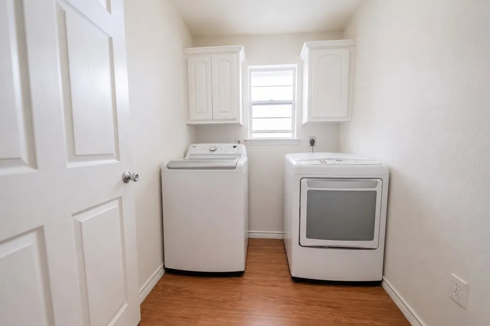 708 David Lane Collinsville, TX 76233