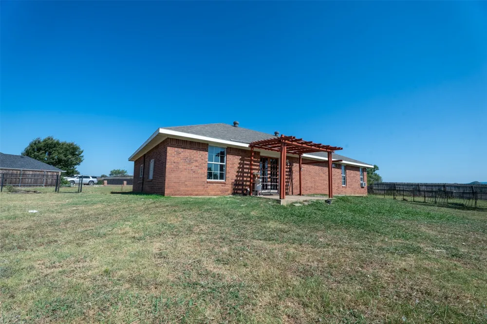 708 David Lane Collinsville, TX 76233