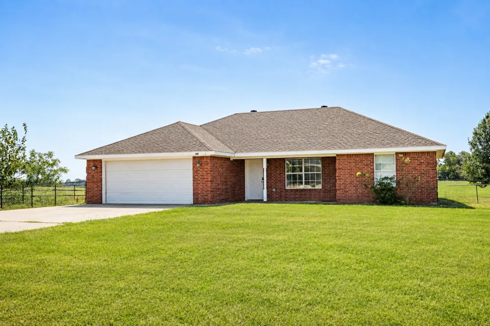 708 David Lane Collinsville, TX 76233