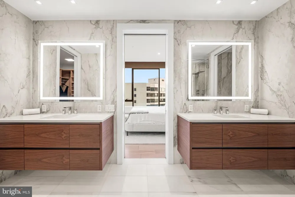 1911 WALNUT STREET #2901 Philadelphia, PA 19103