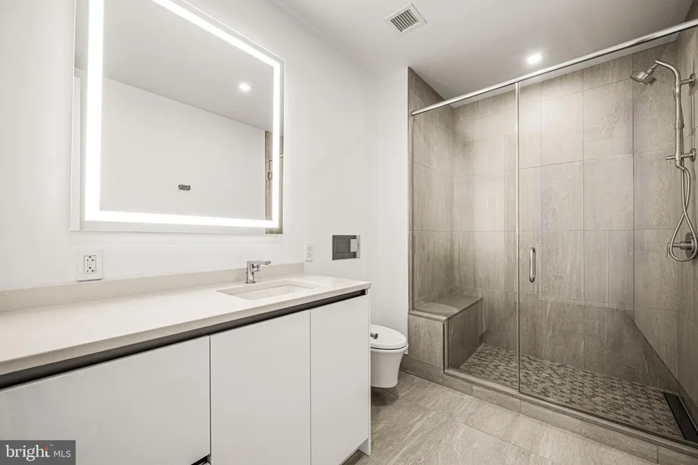 1911 WALNUT STREET #2901 Philadelphia, PA 19103