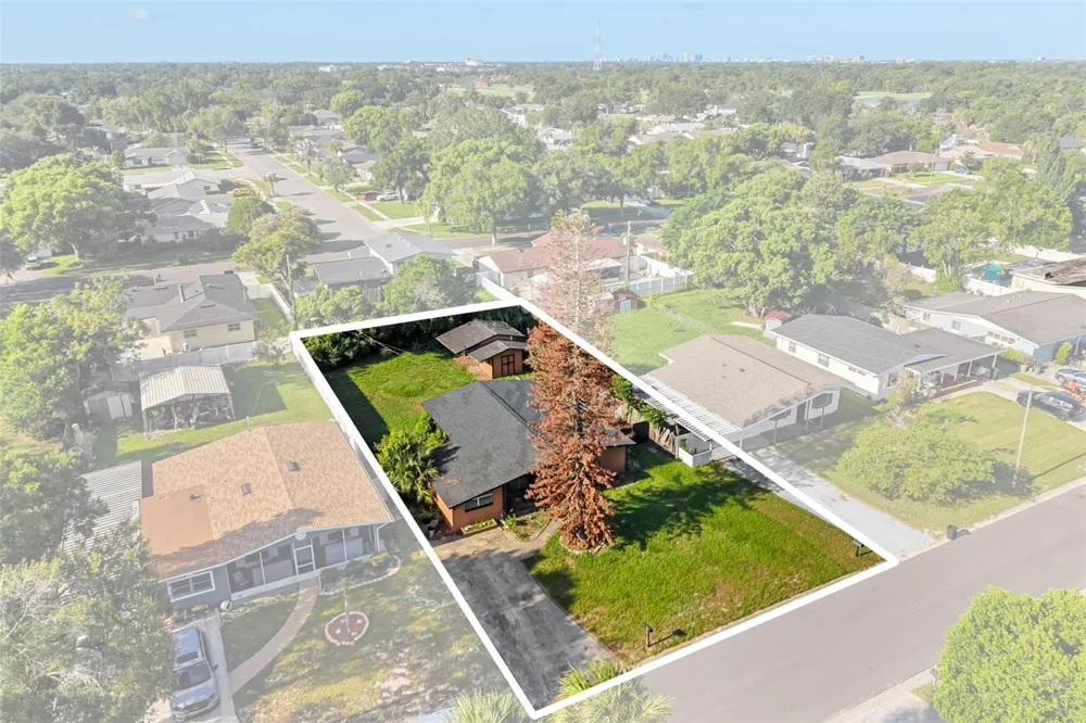 2168 RIDGE DRIVE Winter Park, FL 32792