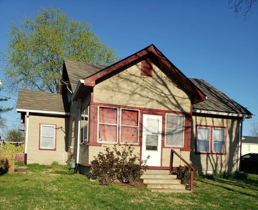 2461 Old Greenbrier Pike Greenbrier, TN 37073