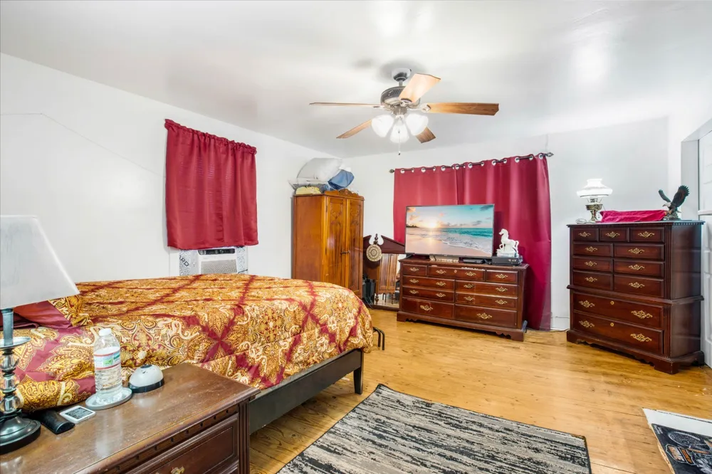 2461 Old Greenbrier Pike Greenbrier, TN 37073