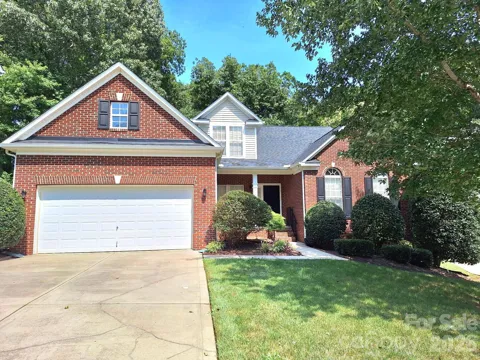 2141 Lord Proprietor Lane