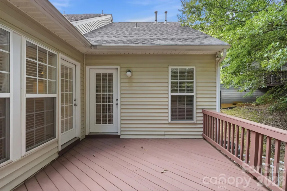 2141 Lord Proprietor Lane Waxhaw, NC 28173