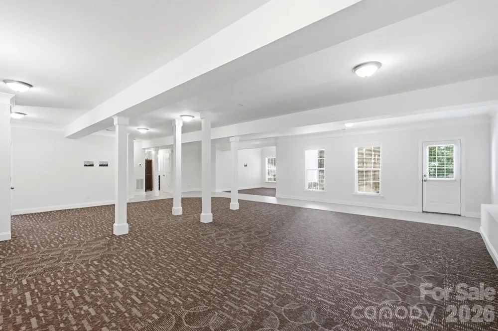 2141 Lord Proprietor Lane Waxhaw, NC 28173