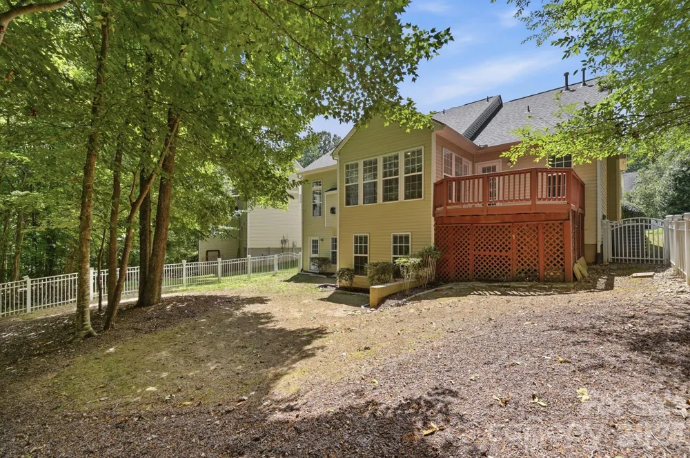 2141 Lord Proprietor Lane Waxhaw, NC 28173