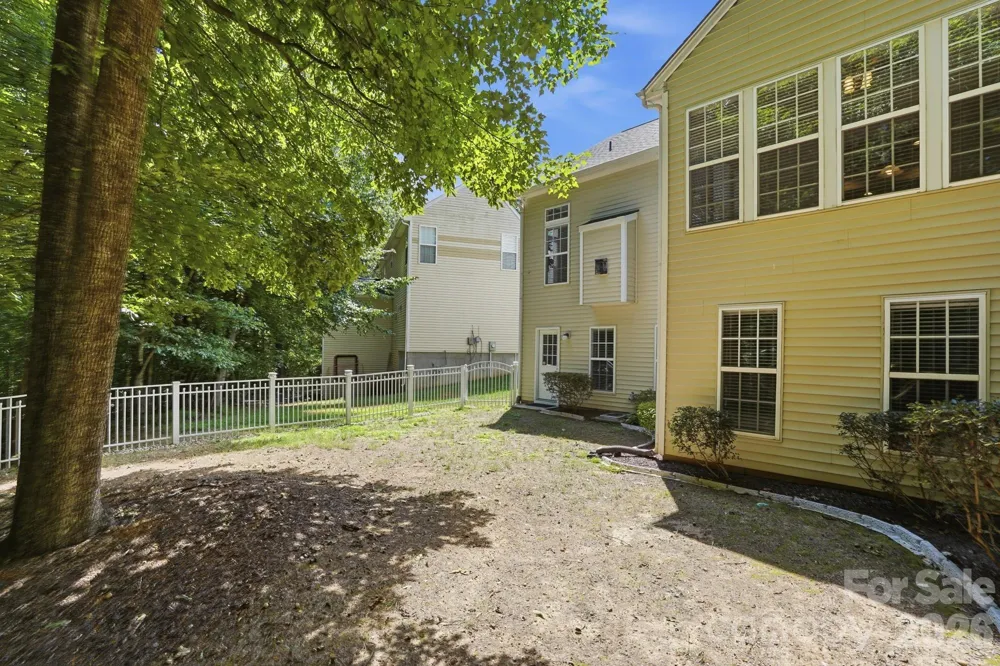 2141 Lord Proprietor Lane Waxhaw, NC 28173