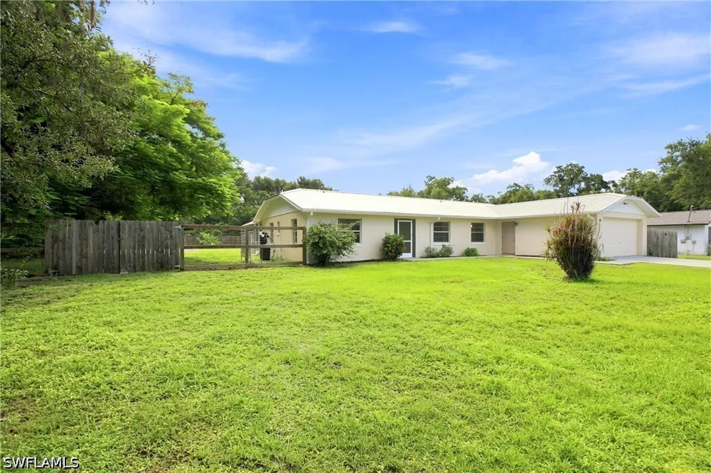 SE Norman Avenue Arcadia, FL 34266