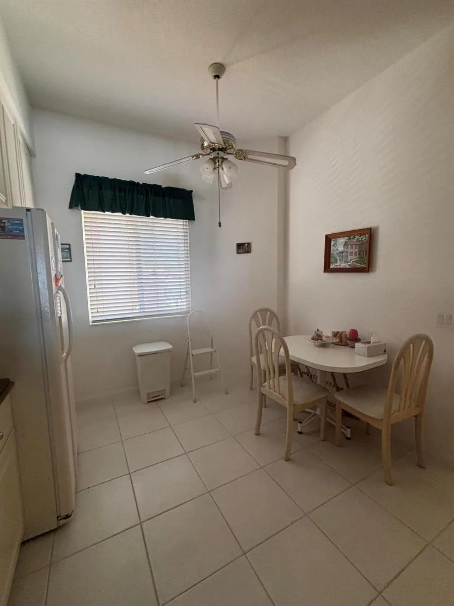 15 HARBOUR ISLE DRIVE W #PH05 Fort Pierce, FL 34949