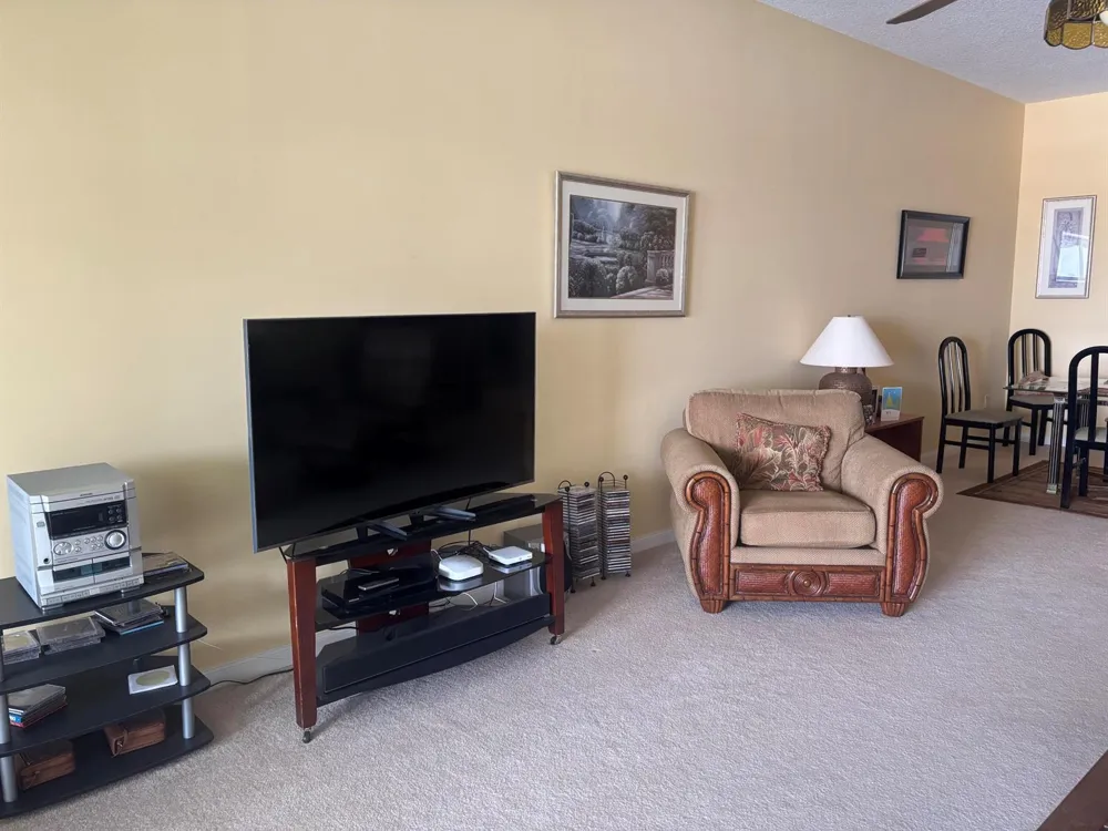 15 HARBOUR ISLE DRIVE W #PH05 Fort Pierce, FL 34949