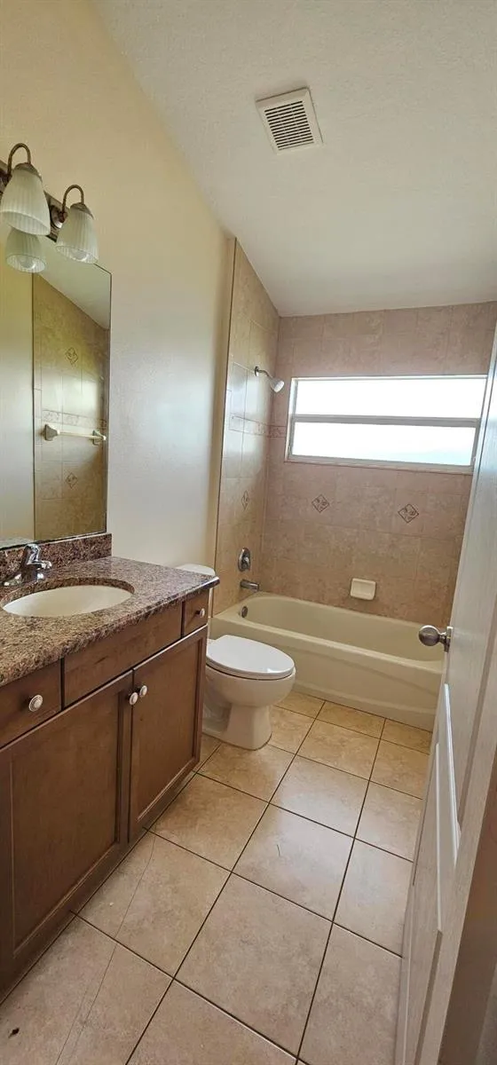 2024 SW DRIFTWOOD STREET Port St. Lucie, FL 34953