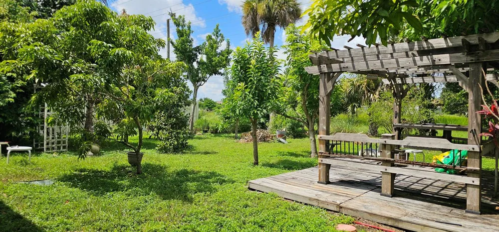 2024 SW DRIFTWOOD STREET Port St. Lucie, FL 34953