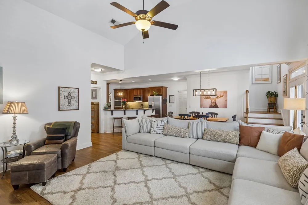 2017 Callaway Park Pl Thompsons Station, TN 37179
