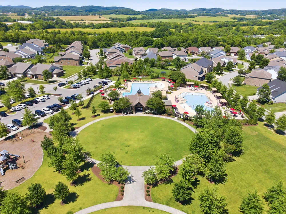 2017 Callaway Park Pl Thompsons Station, TN 37179