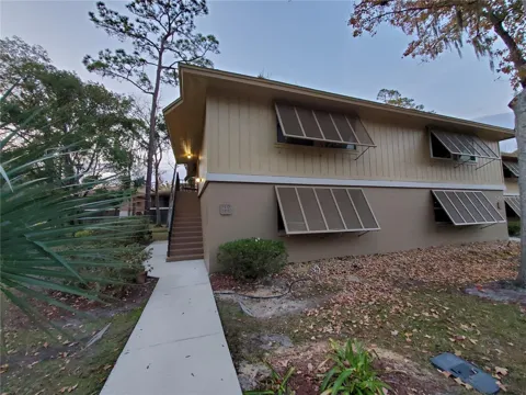 110 CYPRESS WOODS COURT #12C
