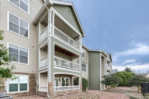 6017 Castlegate Drive W #F26