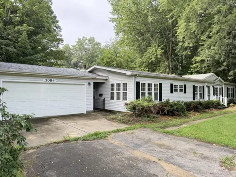 3084 S Pipestone Road