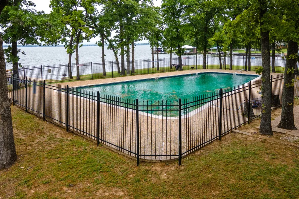116 E Beachwood Loop Trinidad, TX 75163