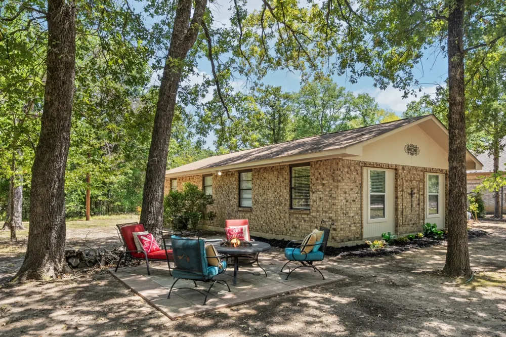 116 E Beachwood Loop Trinidad, TX 75163