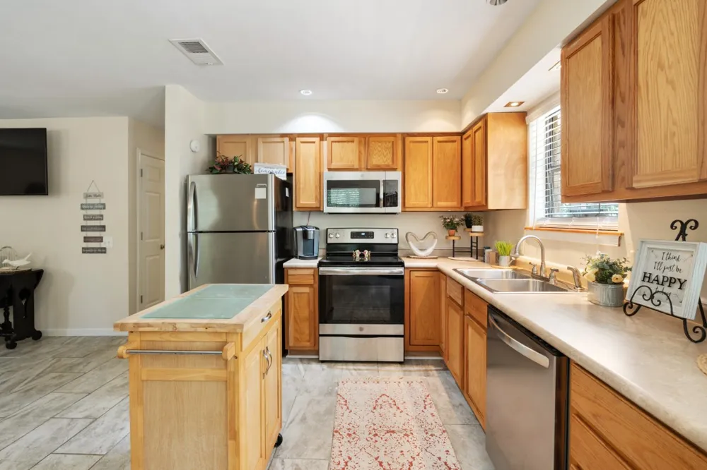 116 E Beachwood Loop Trinidad, TX 75163
