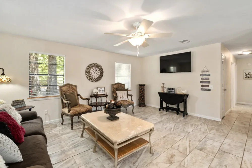 116 E Beachwood Loop Trinidad, TX 75163