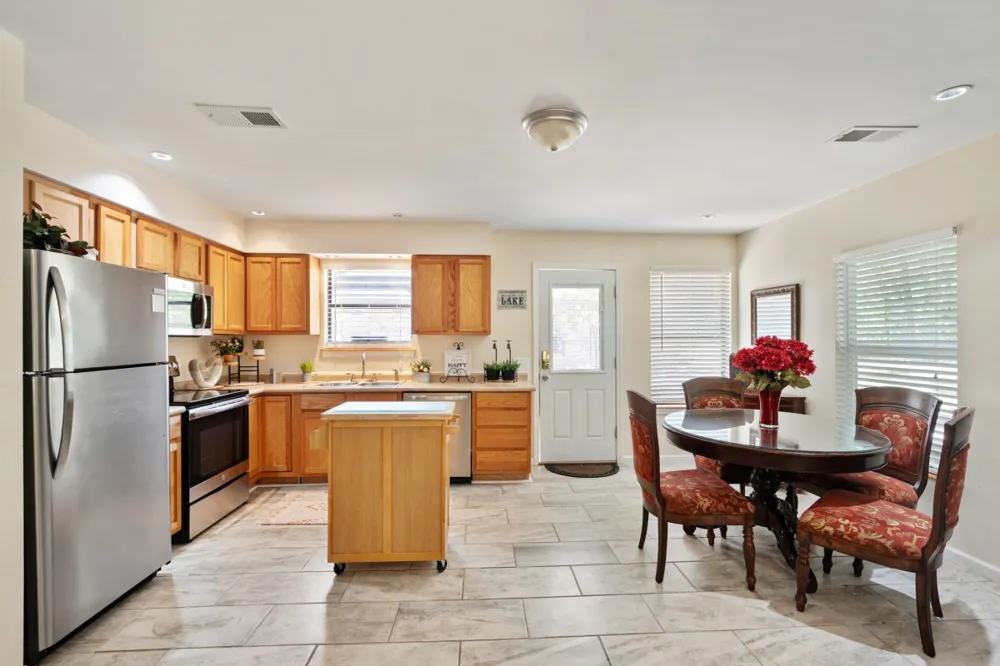 116 E Beachwood Loop Trinidad, TX 75163
