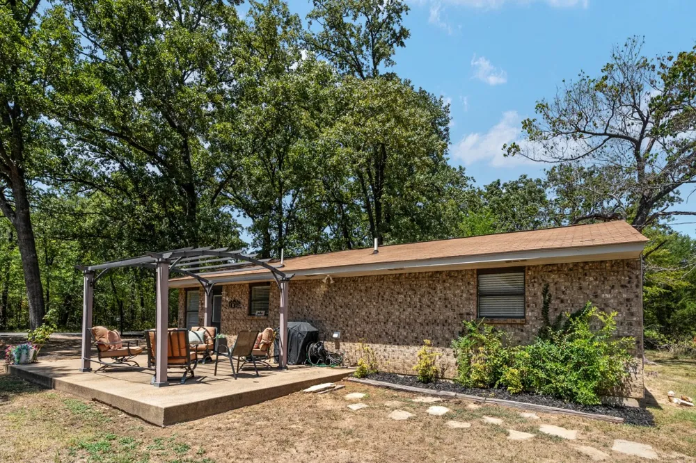 116 E Beachwood Loop Trinidad, TX 75163