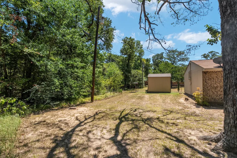 116 E Beachwood Loop Trinidad, TX 75163
