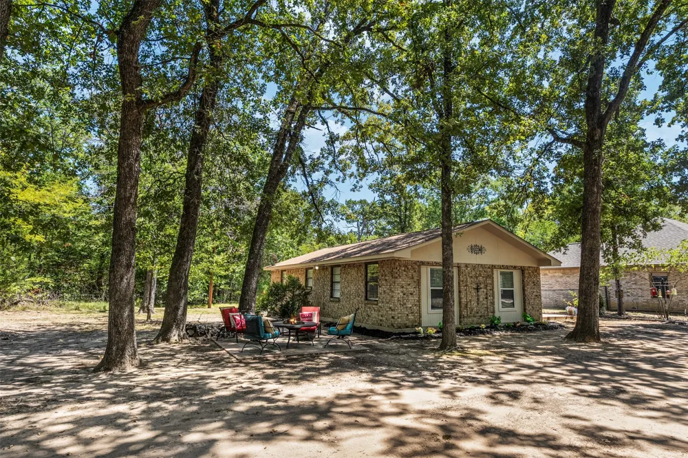 116 E Beachwood Loop Trinidad, TX 75163