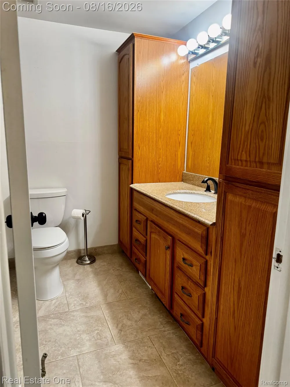 872 MAIN STREET Milford Village, MI 48381