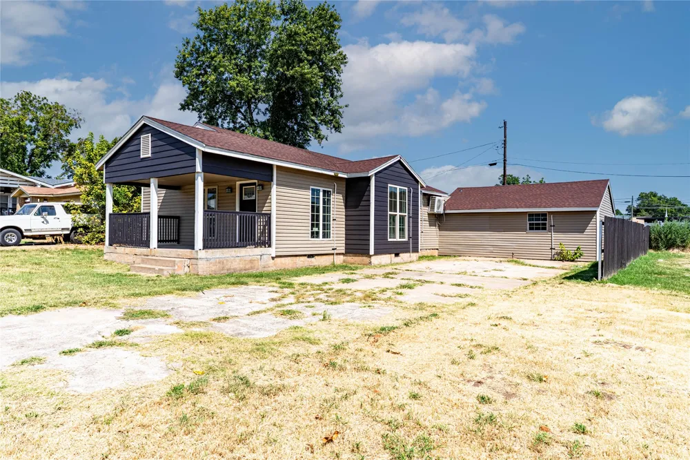 525 E Washington Avenue Bristow, OK 74010