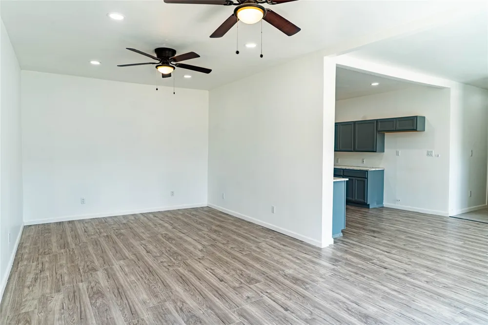 525 E Washington Avenue Bristow, OK 74010
