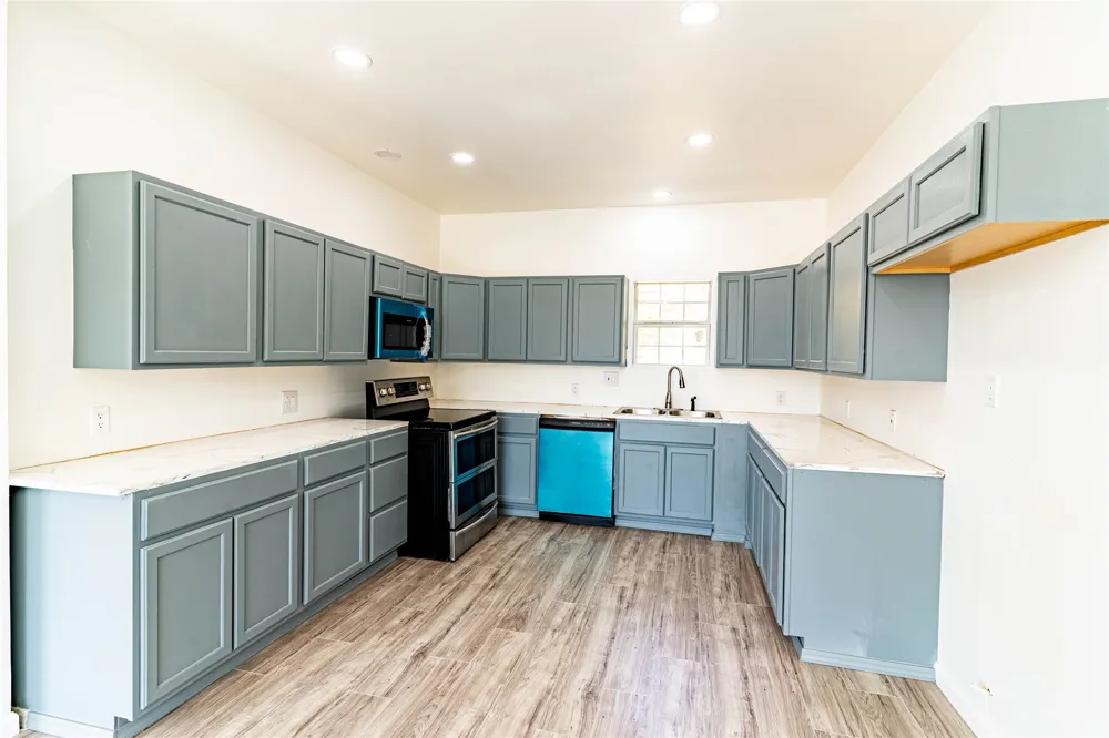 525 E Washington Avenue Bristow, OK 74010