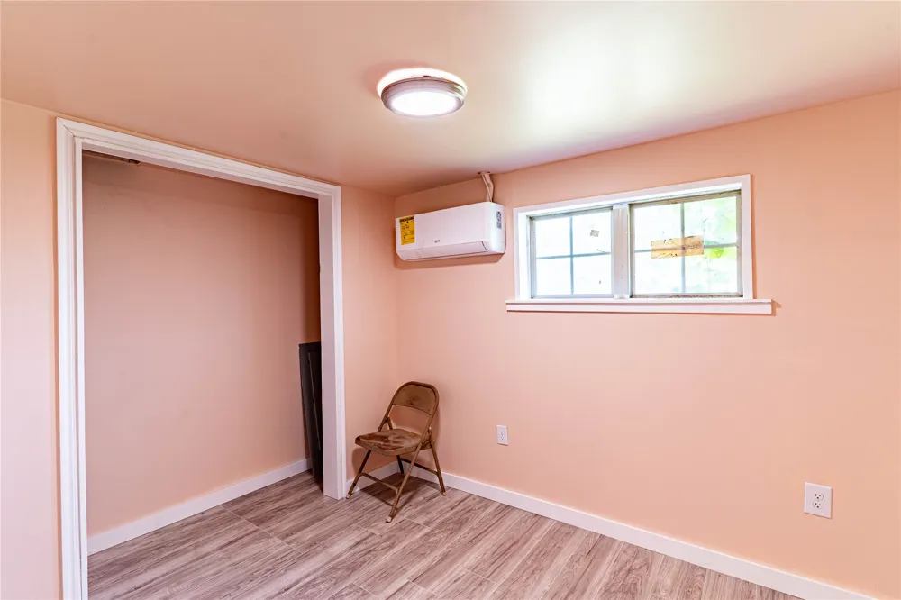 525 E Washington Avenue Bristow, OK 74010