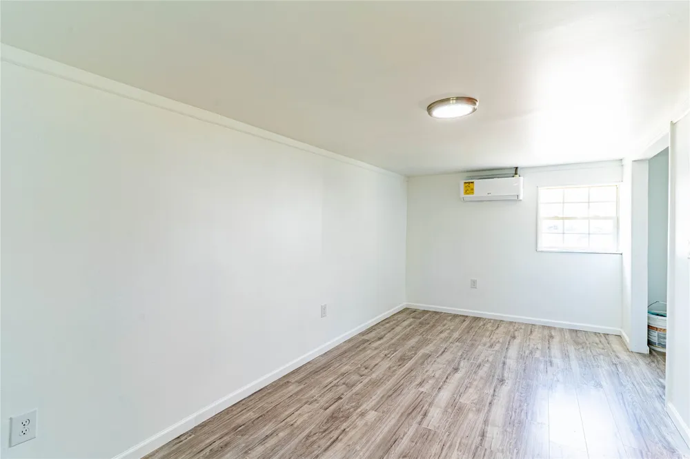 525 E Washington Avenue Bristow, OK 74010