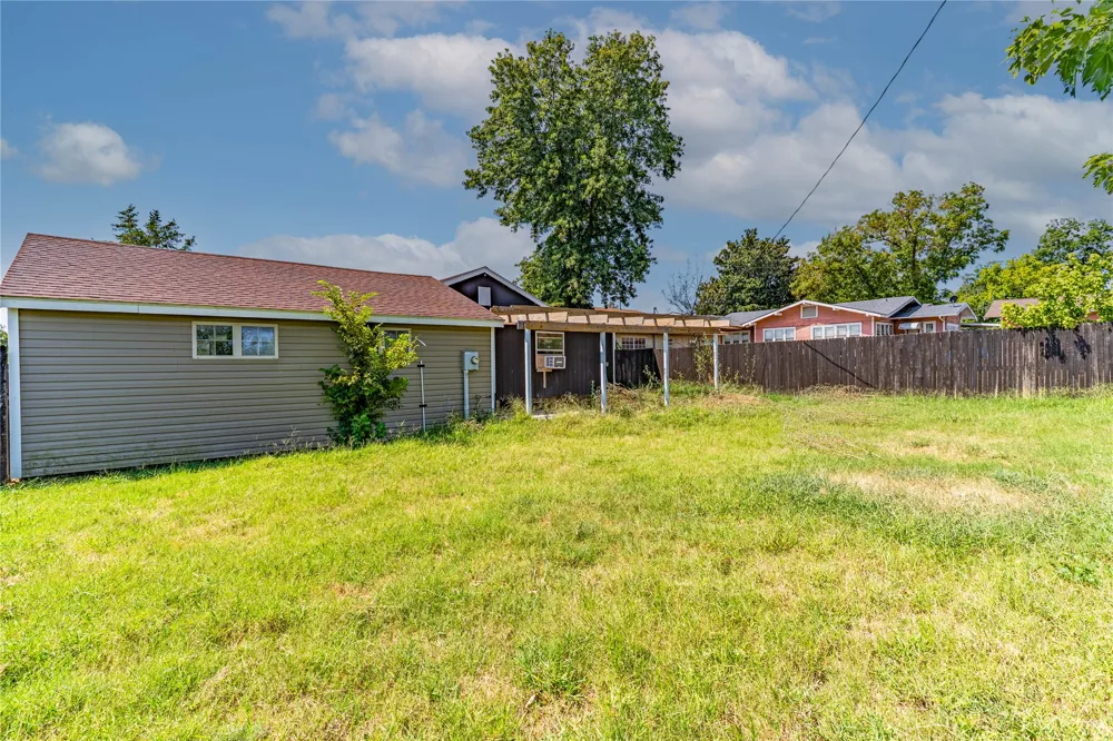 525 E Washington Avenue Bristow, OK 74010