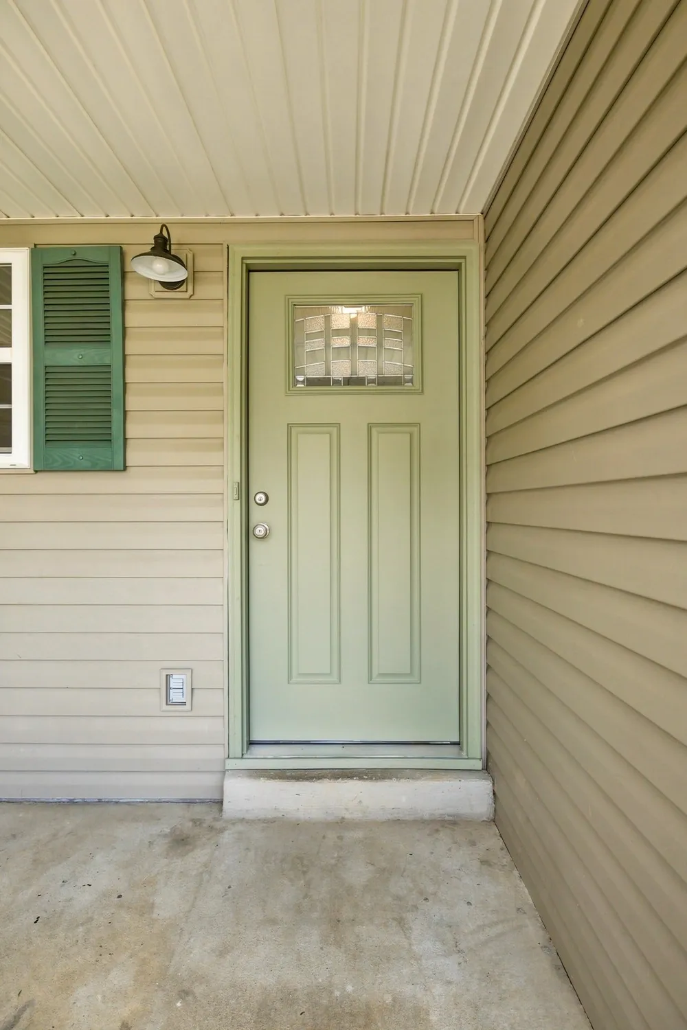 1420 Laurel Oak Dr Antioch, TN 37013