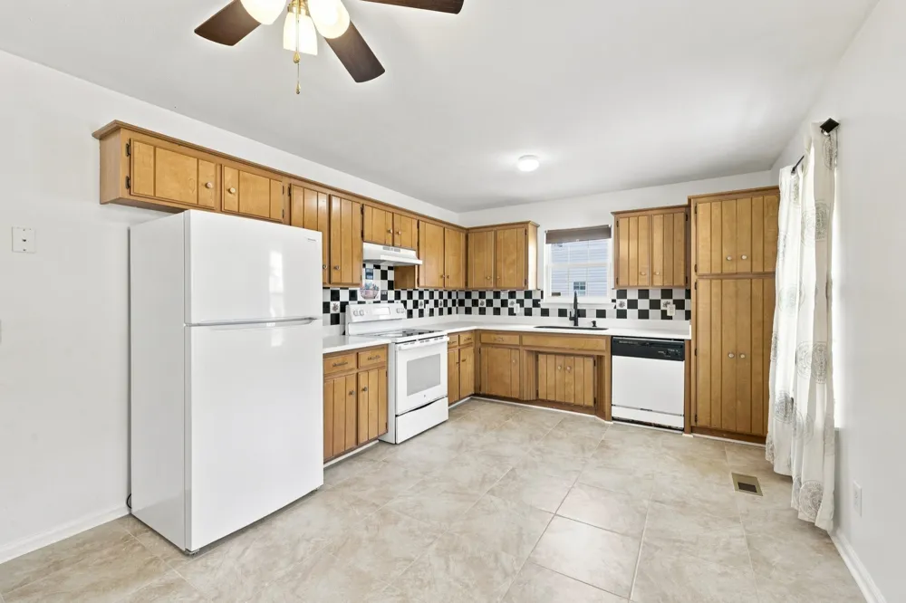 1420 Laurel Oak Dr Antioch, TN 37013