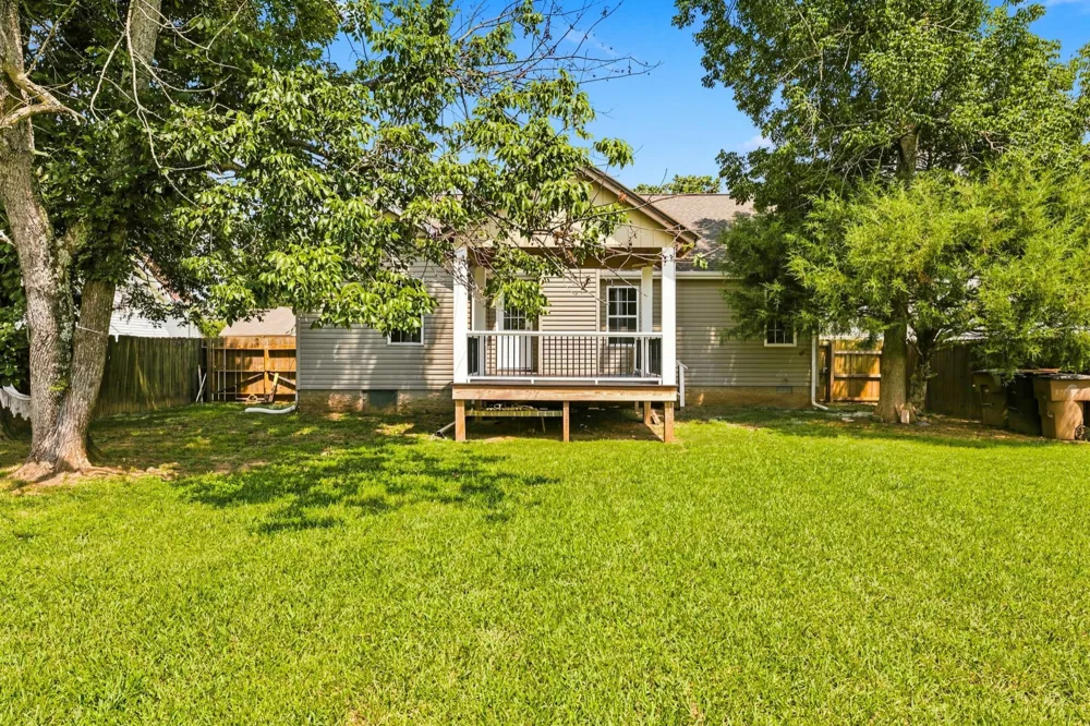 1420 Laurel Oak Dr Antioch, TN 37013