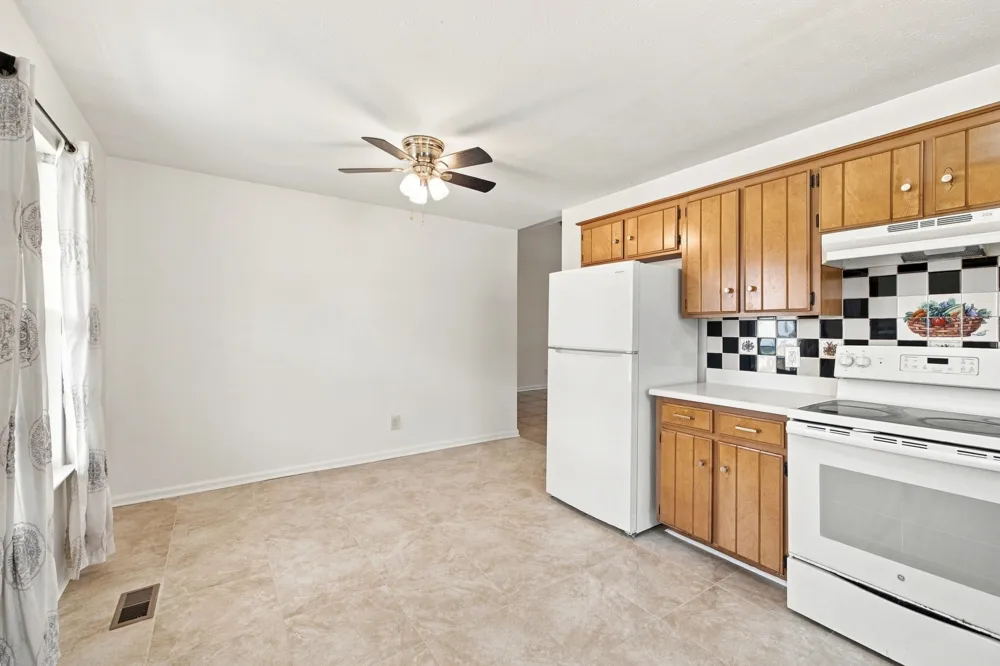 1420 Laurel Oak Dr Antioch, TN 37013