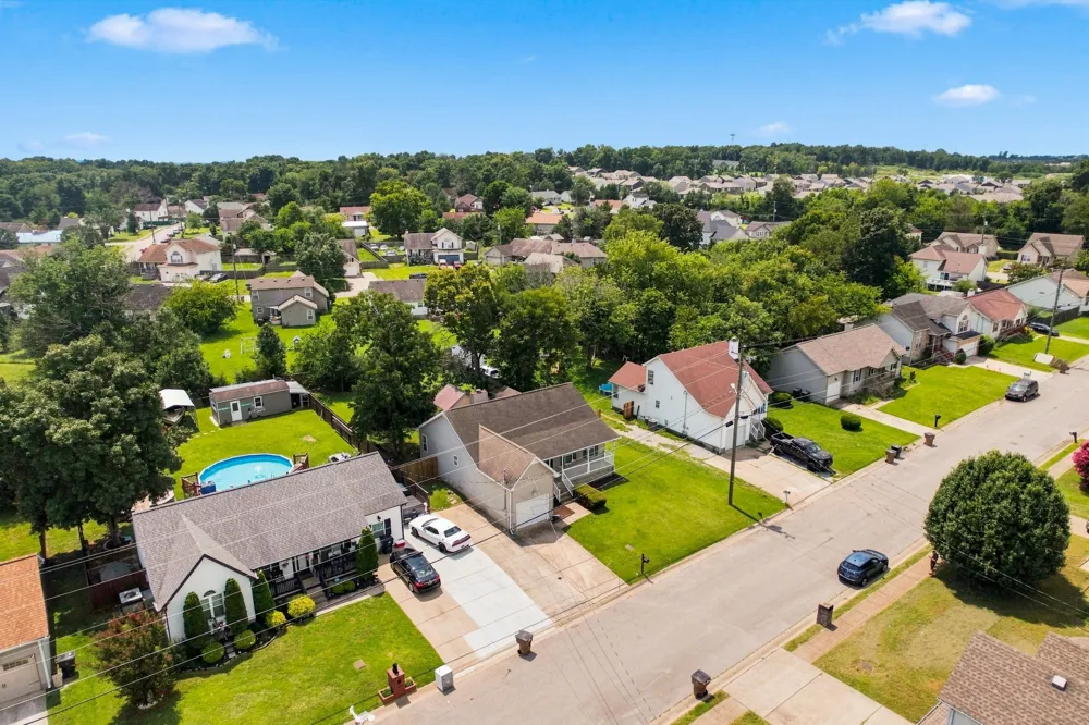 1420 Laurel Oak Dr Antioch, TN 37013
