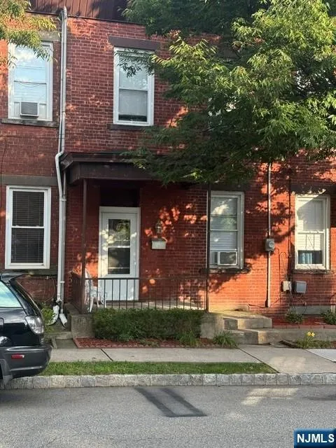 421 4th Street