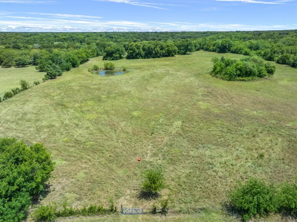 1867 Fm 513 S Campbell, TX 75422