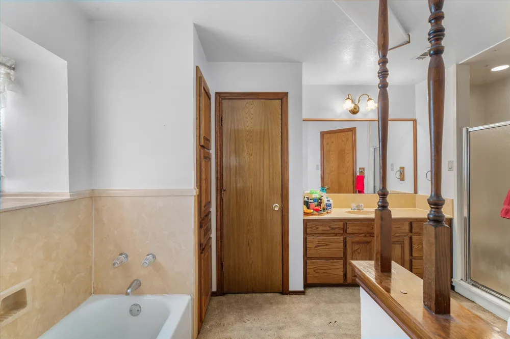 1867 Fm 513 S Campbell, TX 75422