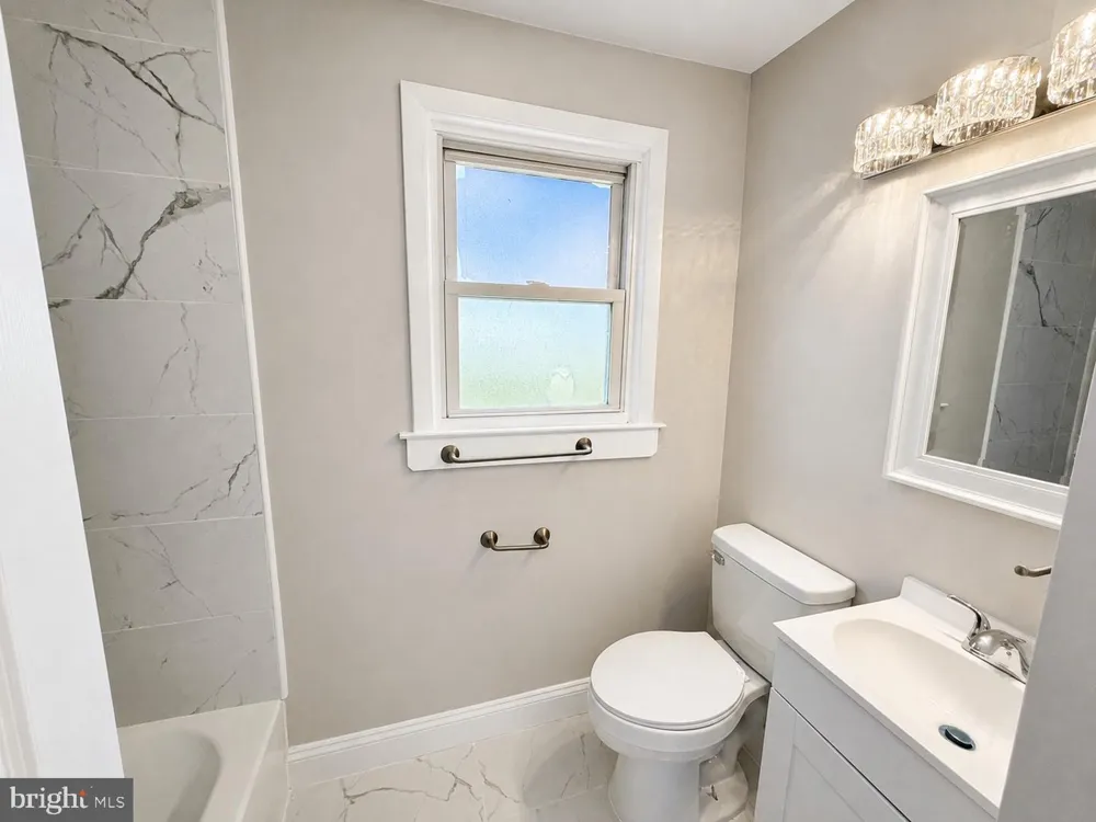 1004 HIGHLAND AVENUE Glendora, NJ 08029
