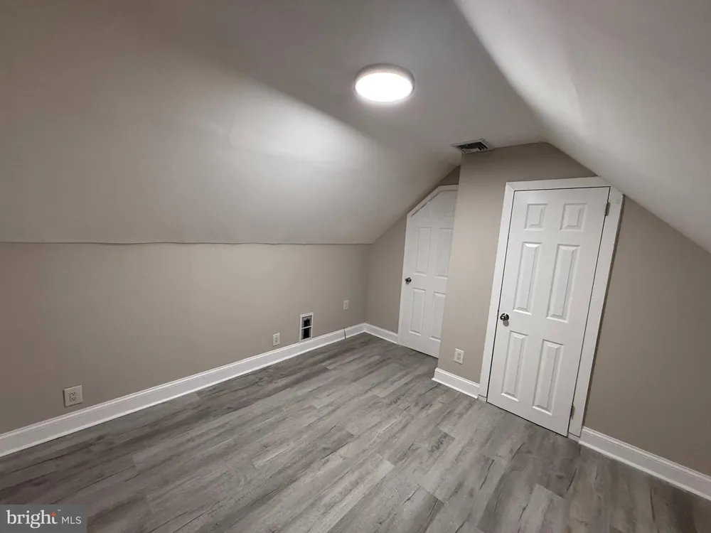 1004 HIGHLAND AVENUE Glendora, NJ 08029