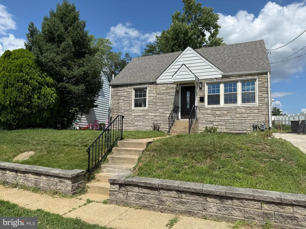 1004 HIGHLAND AVENUE Glendora, NJ 08029