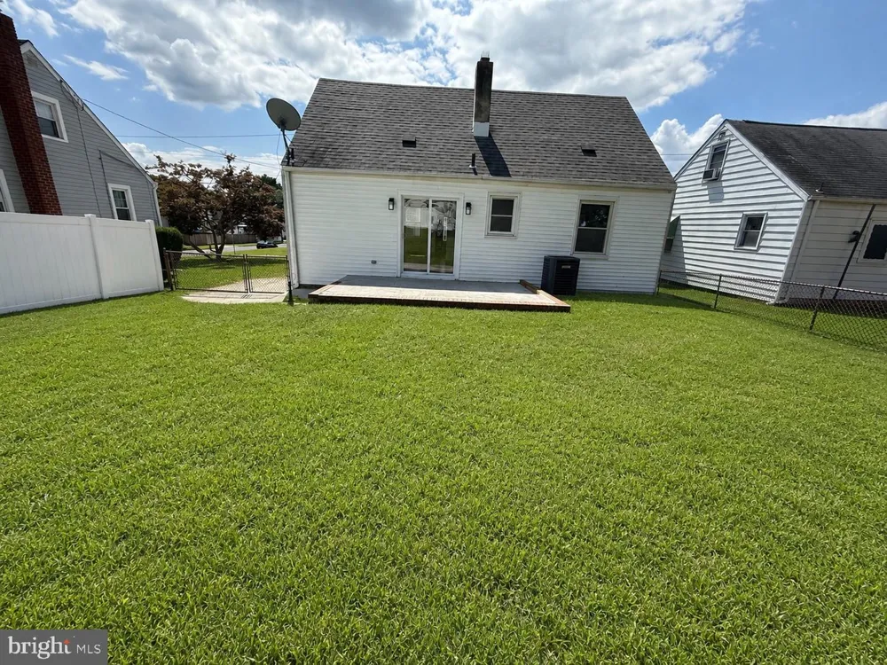 1004 HIGHLAND AVENUE Glendora, NJ 08029